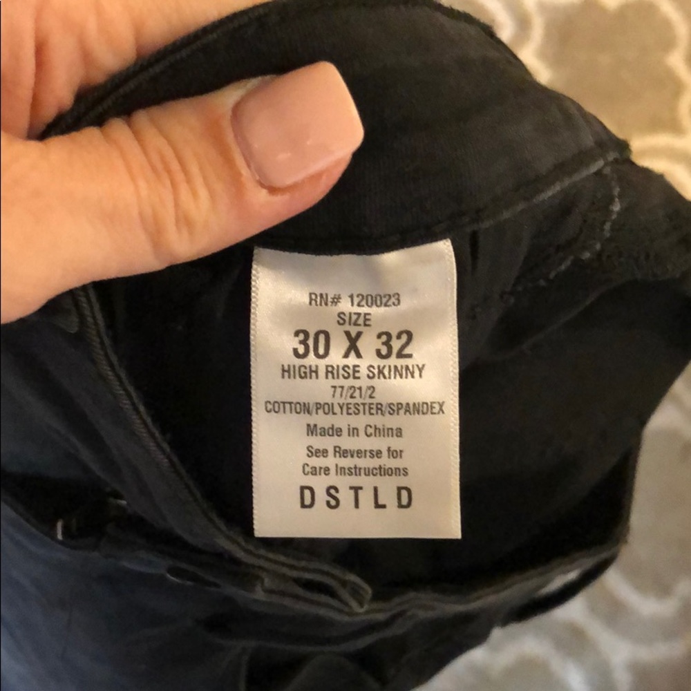 DSTLD Jeans - Picture 3 of 4